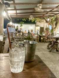 ร้านยินดี (ชุมชนริมเเม่น้ำจันท์)