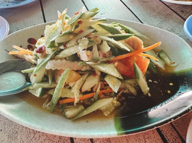 ร้านส้มตำ โซ้วหรั่งแซ่บอีหลี จันทบุรี 