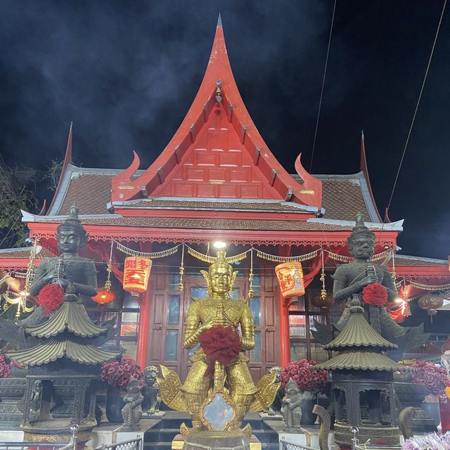 ไหว้พระขอพรที่ “วัดจุฬามณี” 📌