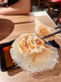 香港美食🍀bearbrick陪食可愛拉麵店🐻