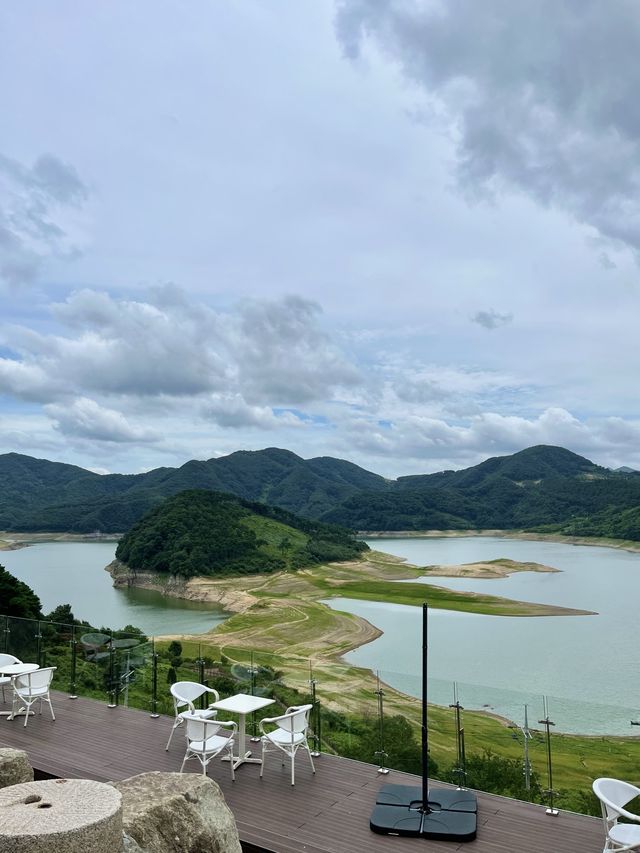 옥정호 뷰를 가진 임실 뷰맛집 애뜨락 카페💚