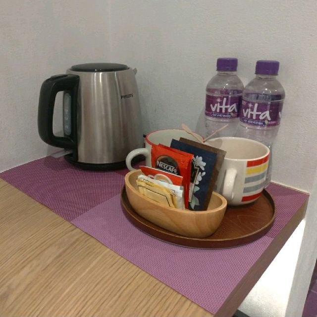 紫色控必住酒店