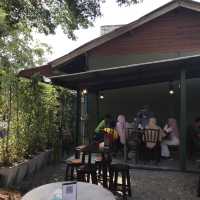 ขนมหวานน้ำตาลไหม้ (ยะลา)