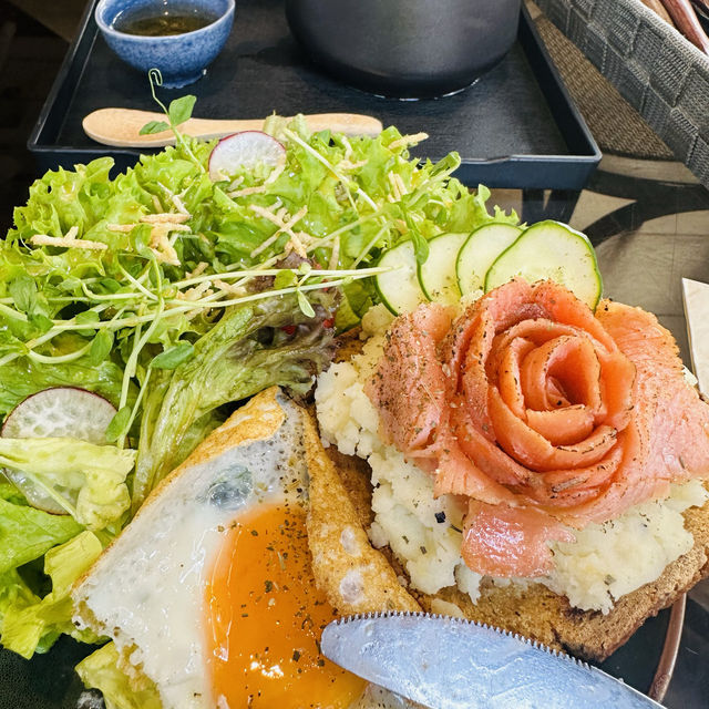 旺角鬧市中嘅花園