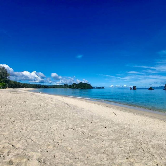 Tanjung Rhu Beach