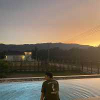 Avatree pool villa intanon 