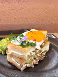 香港太平山山頂睇風景食甜品～