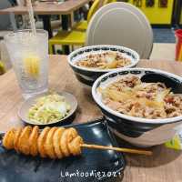 太子加藤屋麻辣牛肉飯