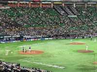 福岡・百道浜。『福岡PayPayドーム』で野球観戦。