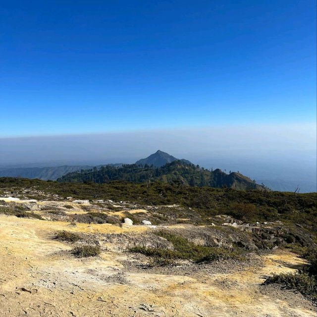 Ijen crater