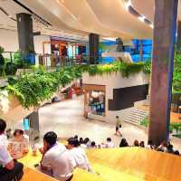 满满的綠色樹木商場SINGHA COMPLEX