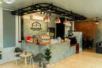 BACK HOUSE CAFE’ 