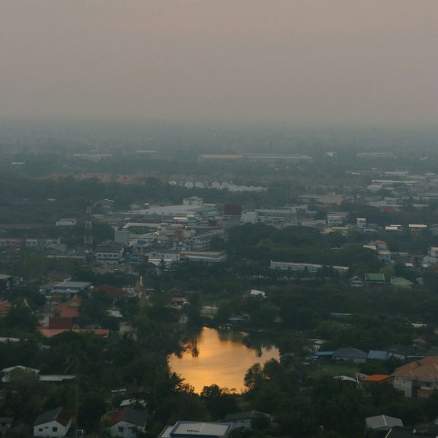 ร้อยเอ็ดวันเดย์ทริปใจกลางเมือง