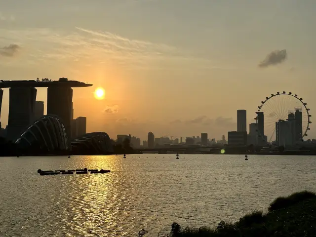 Sunset At Marina Barrage Is Amazing🌇🪁🌊❤️