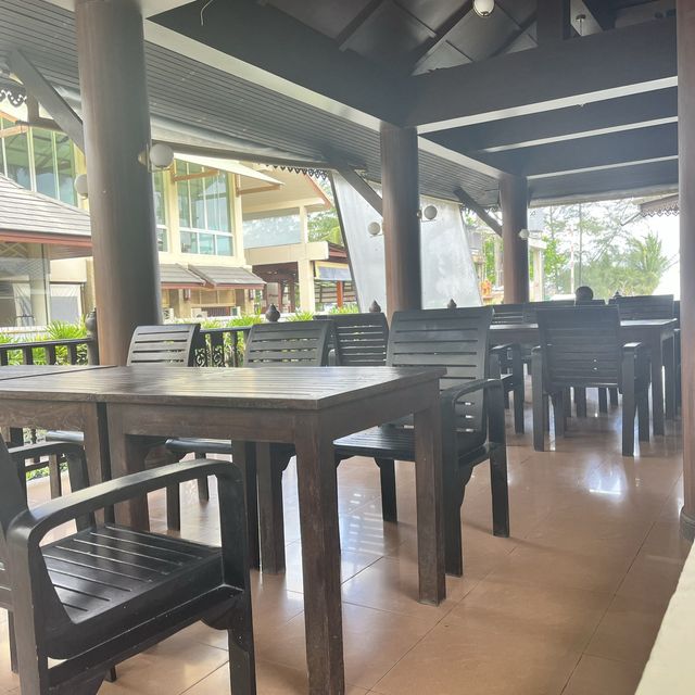 beach side paradise in Phuket 