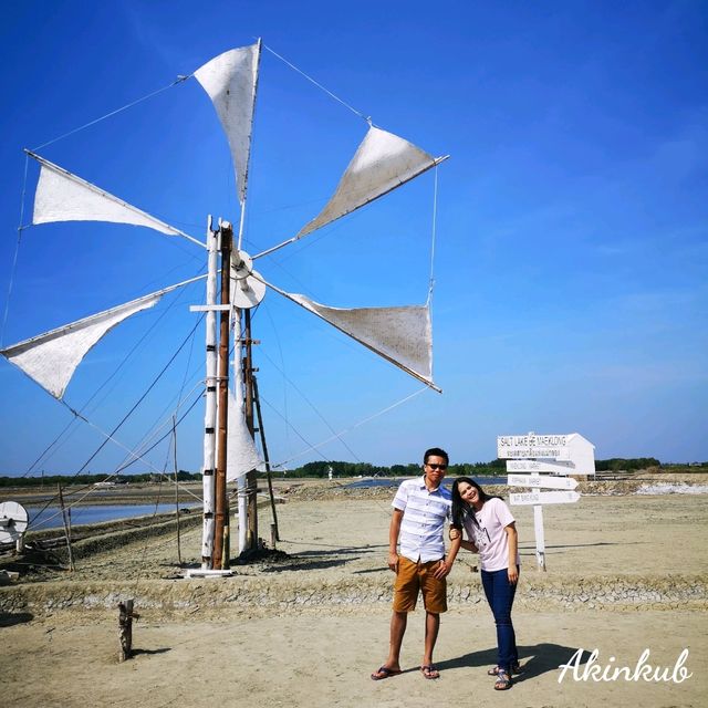 เรียนรู้วิถีนาเกลือ Salt Lake De Mae Klong