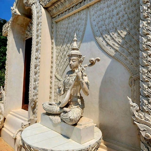 วัดข่อย พุทธสถานศิลป์💠วัดสวยเมืองเพชรบุรี
