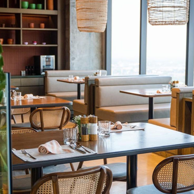 โรงแรม Ad Lib Khon Kaen ห้องอาหาร Seasons 27