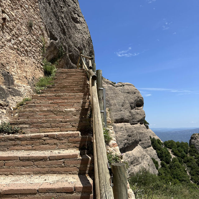 Stunning Montserrat ⛰️