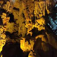 Kayaking around the Halong Bay 