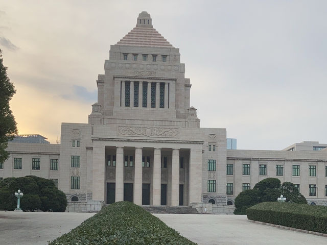 【貴重な経験が無料でできる★】国会議事堂