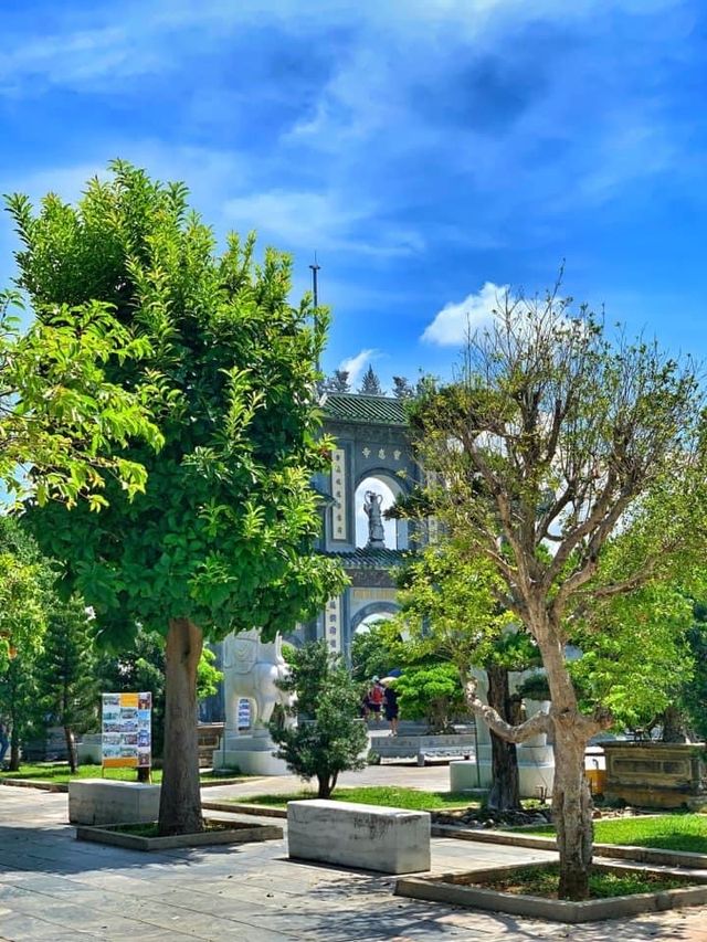 🇻🇳Surrounded by Beauty at Linh Ung Pagoda💙