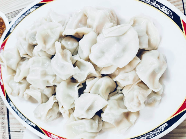 臺中西區 老店總是佛心 向上水餃 臺中西區 老店總是佛心 向上水餃