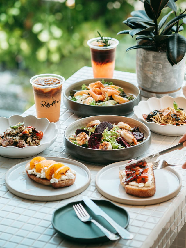 曼谷的Rebellion Café，咖啡店以其獨特的飲食文化