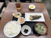 大阪・千日前。相合橋筋商店街にある食堂『福屋』