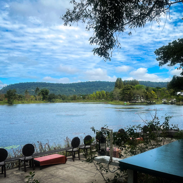Rim Ragoon cafe & restaurant 