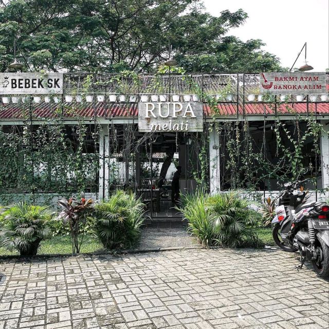 RUPA MELATI SPACE | A COOL OUTDOR CONCEPT RESTAURANT IN SOUTH TANGERANG