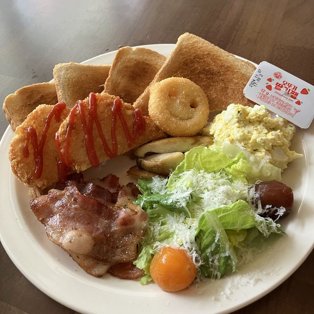 레트로 감성 가득한 로컬 맛집! 초원파스타운!