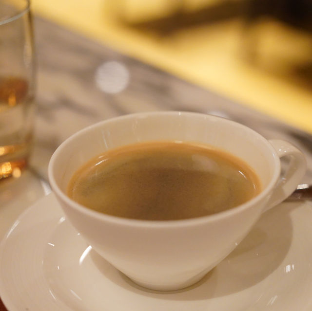 【香港文華酒店Café Causette】三道菜晚餐，口碑絕佳！