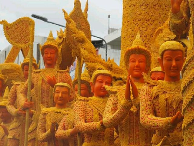 ต้นเทียนวัดบูรพา..รองชนะเลิศอันดับ2