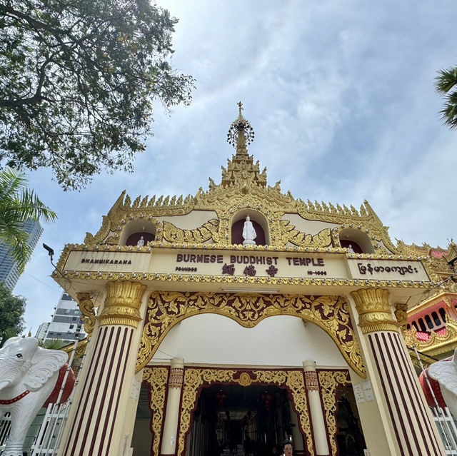keen to see Burmese Buddhist temple in Penang