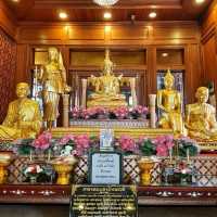 สักการะหลวงพ่อพุทธสุโขอภิโรจนะ ณ วัดเสมียนนารี