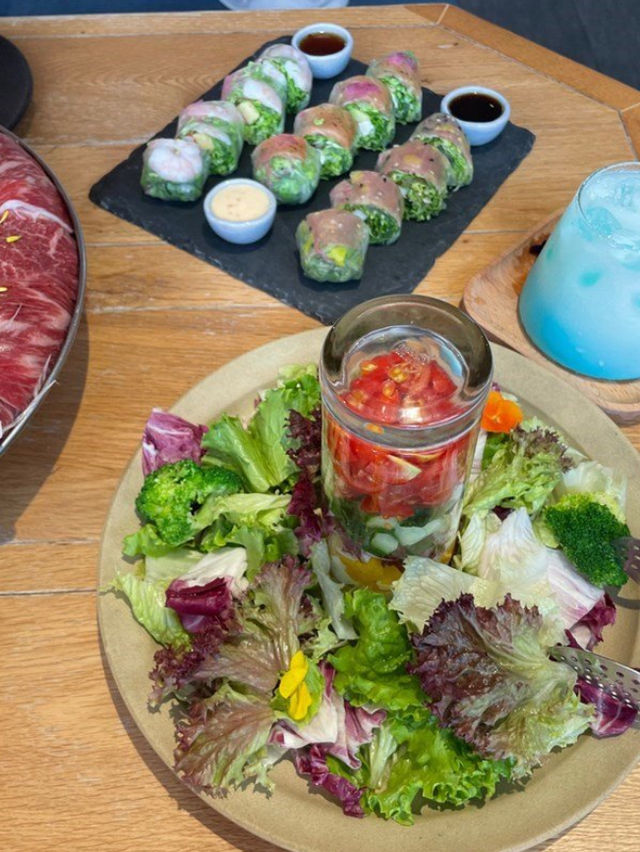 🌊對住維港海景😋食美人滋鍋御膳🥰