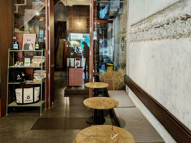 MŌMUS coffee