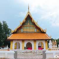 ท้าวเวสสุวรรณหน้าทองคำ 