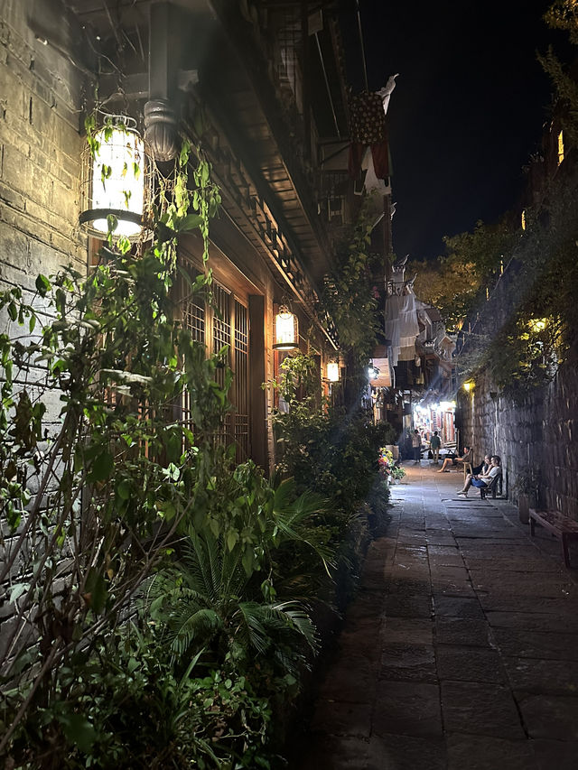 Fenghuan ancient town. I’d recommend going there during autumn or winter. 