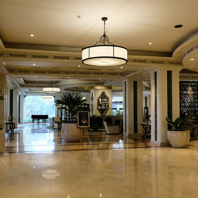 พักผ่อนหรูหราที่โรงแรม Dusit หัวหิน