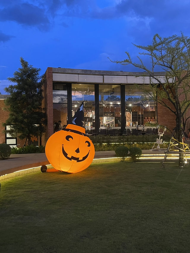 Dawn to Dusk 👻🎃☠️ ธีม Halloween