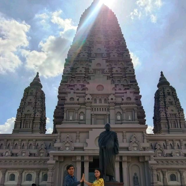 เที่ยวปทุมเหมือนไปเที่ยวอินเดีย