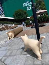 又來了！深圳灣萬象城Bay de Luna巨型貓咪展