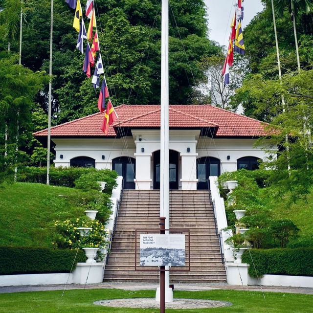 History and Serenity: Exploring Fort Canning Park and Its Hidden Gems 