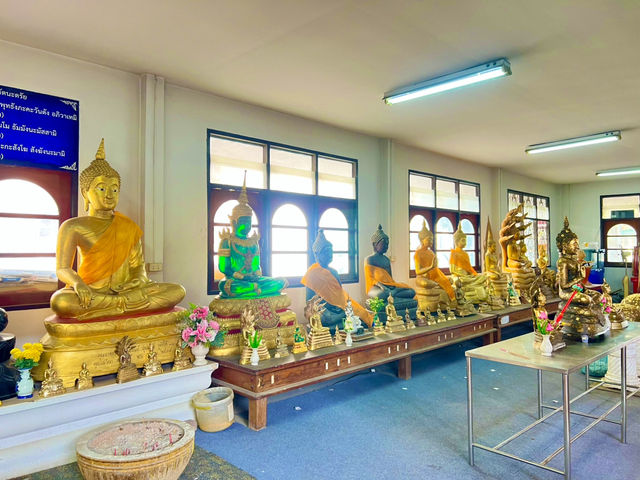 สักการะท้าวเวสสุวรรณที่วัดราษฎร์ศรัทธา(ท้ายดอน)