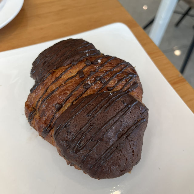 Another day trip, another cafe trip