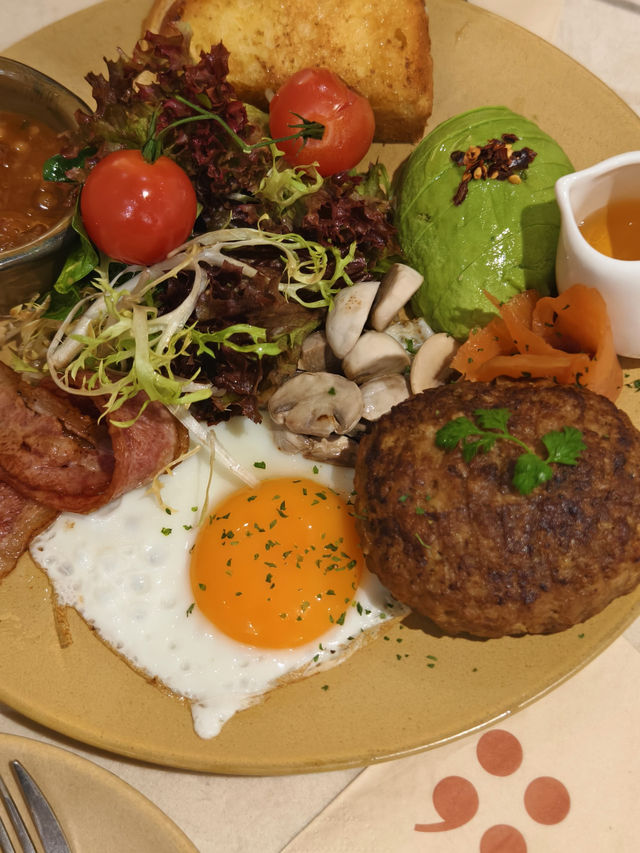 海運韓式Cafe，必點鬆軟梳乎厘班戟