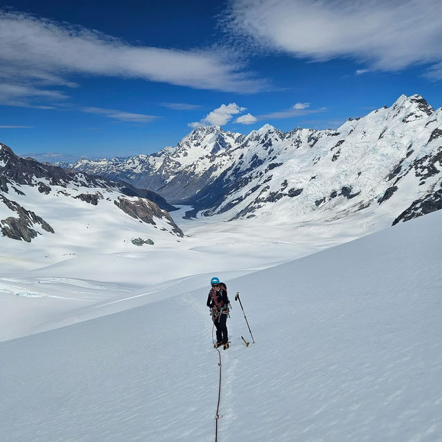 views.  Winter in the park is ideal for snow enthusiasts.