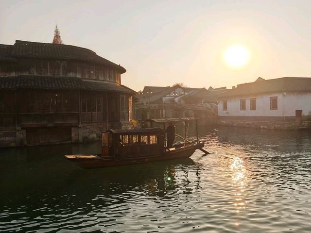 探索烏鎮西柵：中國最美水鄉古鎮的旅遊指南